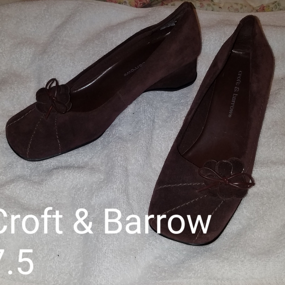 Women's shoes
